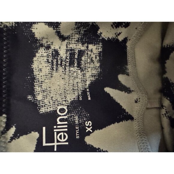 Blue and Gray Floral print Leggings by Felina.  NWT - Picture 3 of 3